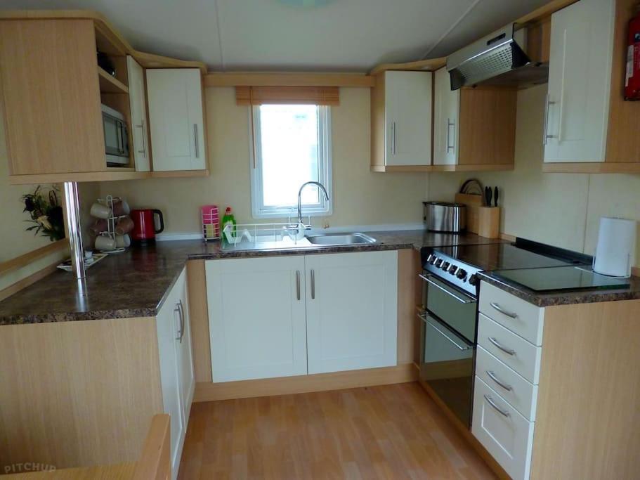 Polladras Holiday Park Helston Esterno foto